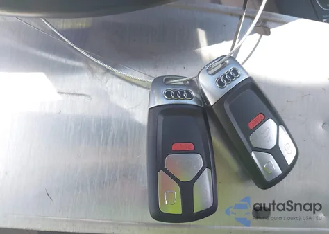 2020 Audi Q5 Prestige 55 Tfsi E Quattro S Tronic z USA, uszkodzony, nr VIN WA1F2AFY3L2112446